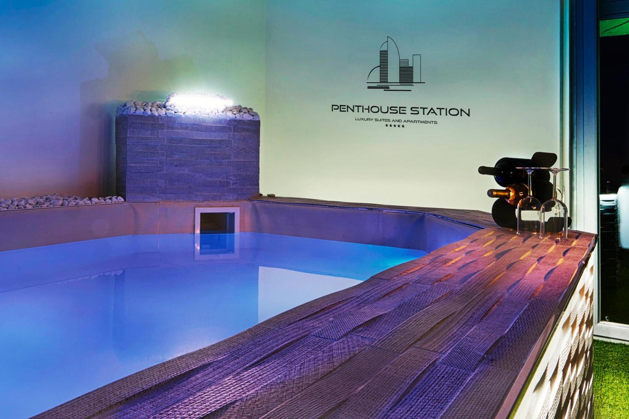 Penthouse Station Luxury Apts Le Dimore Бриндизи Экстерьер фото