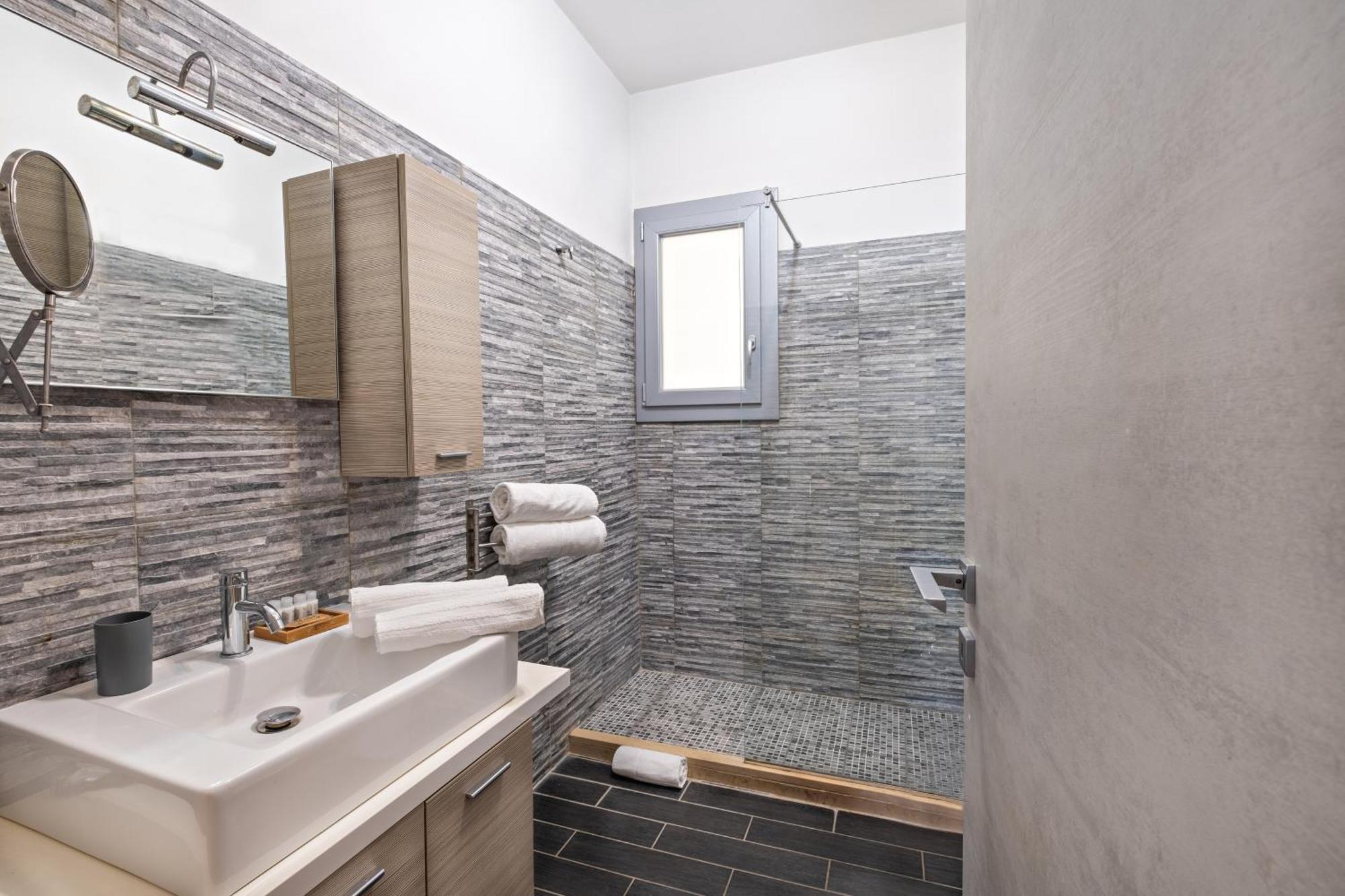 Penthouse Station Luxury Apts Le Dimore Бриндизи Экстерьер фото