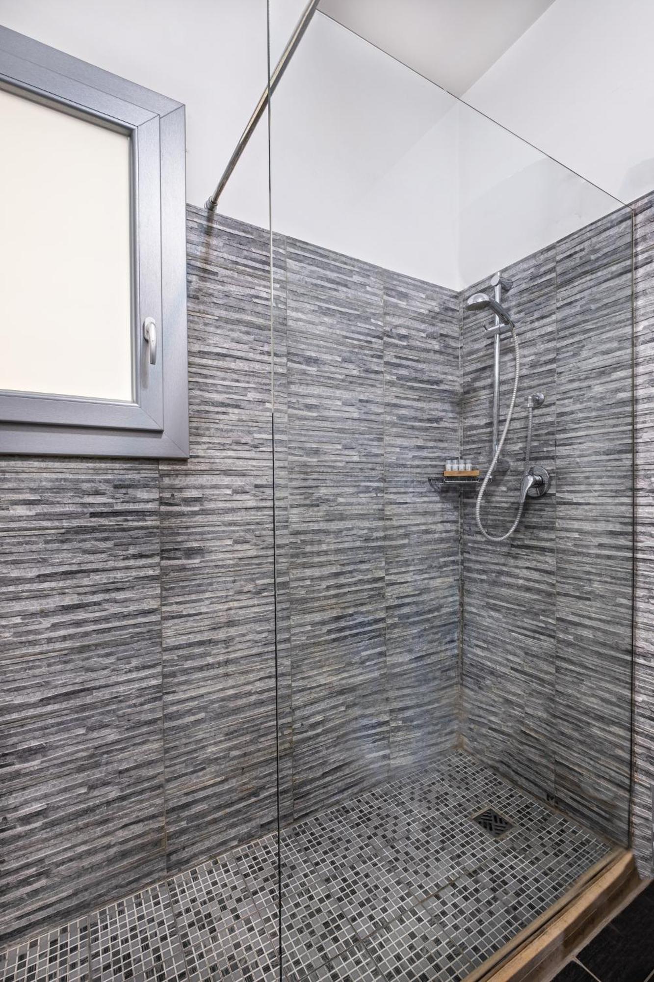 Penthouse Station Luxury Apts Le Dimore Бриндизи Экстерьер фото